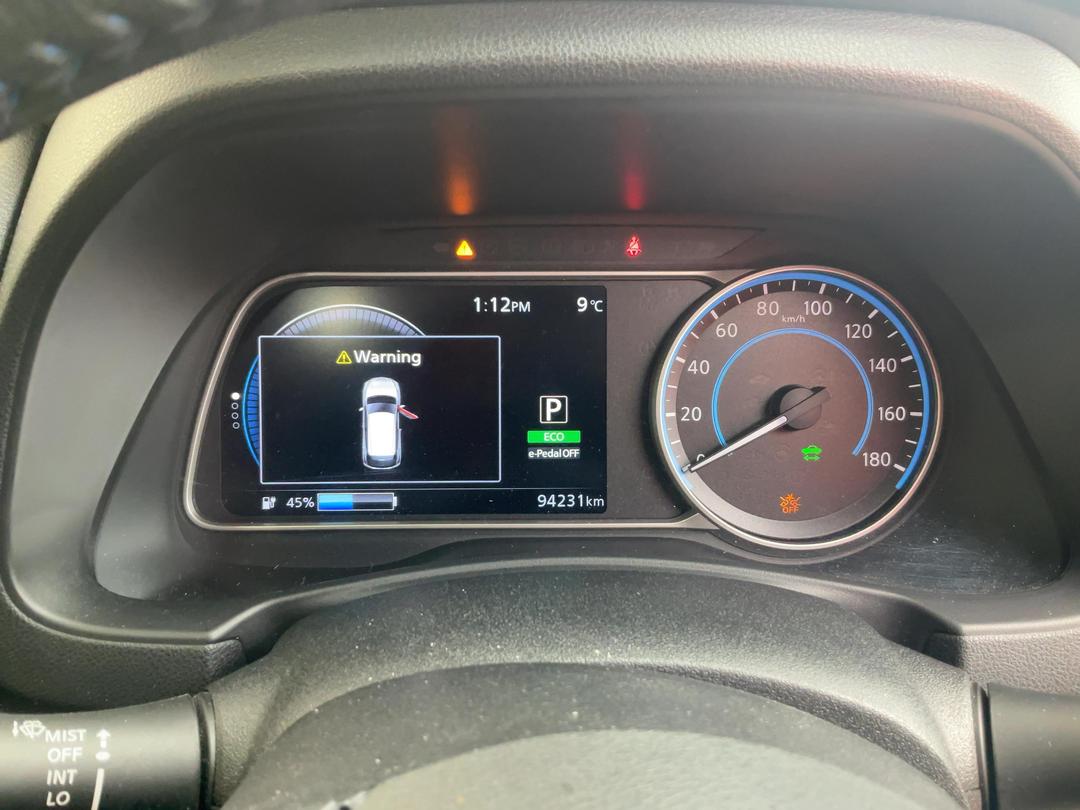 Photo '11' of Nissan Leaf