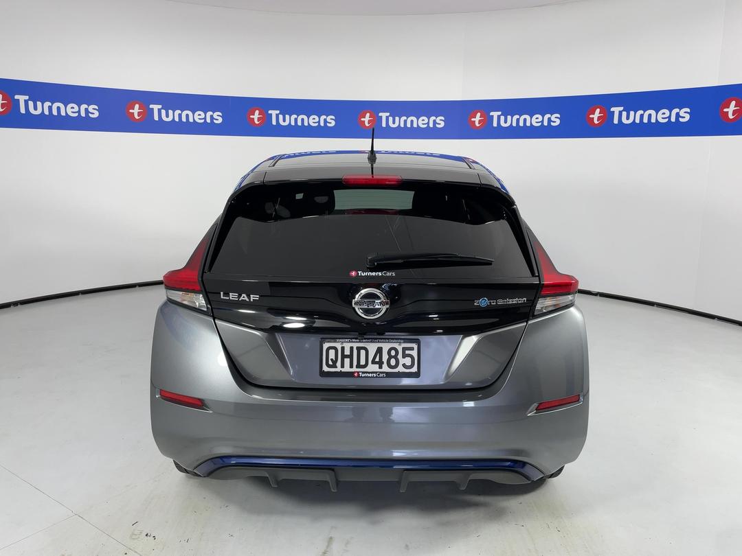 Photo '6' of Nissan Leaf