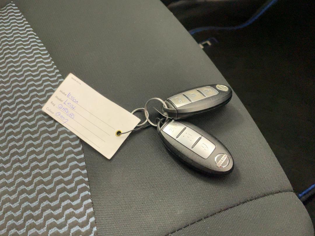 Photo '22' of Nissan Leaf