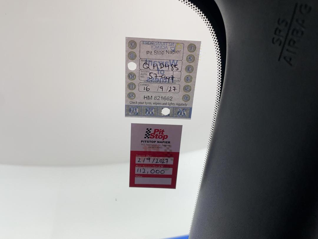 Photo '23' of Nissan Leaf