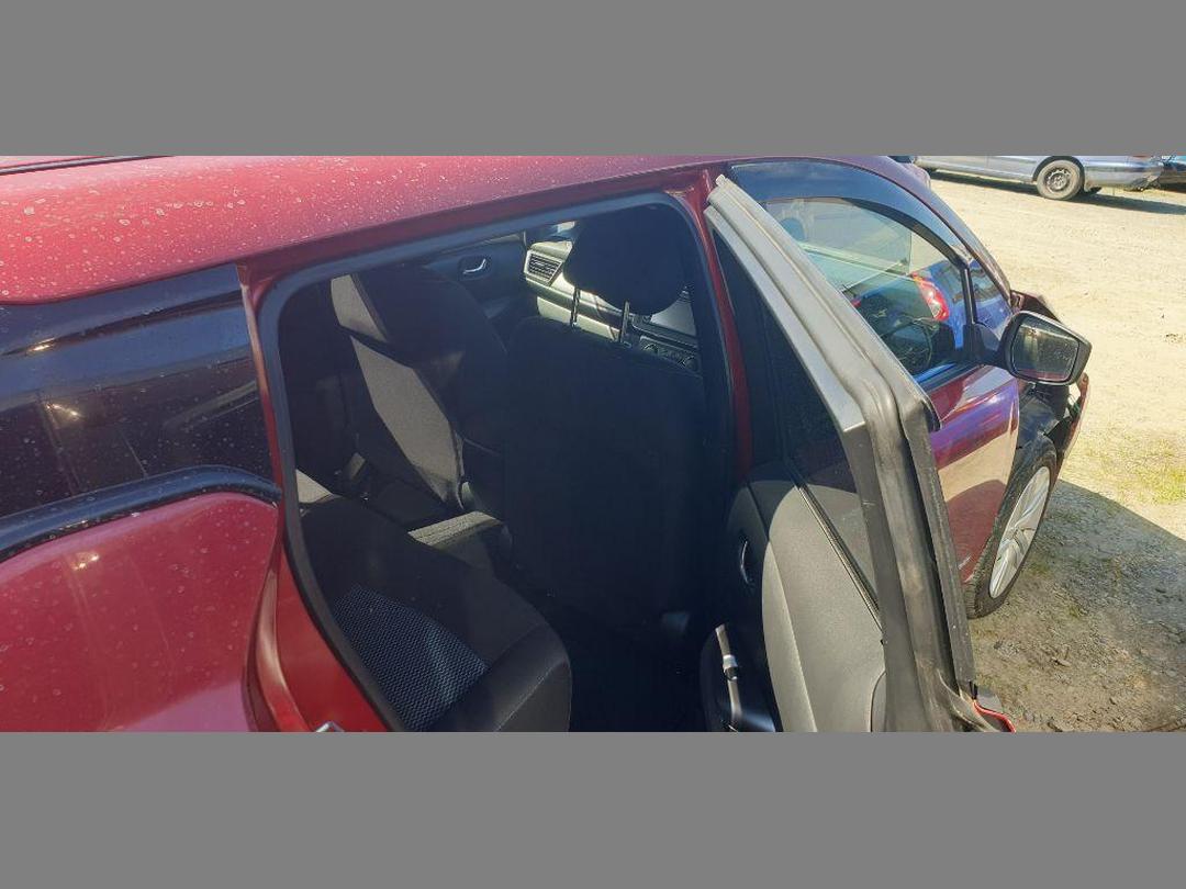 Photo '17' of Nissan Leaf Photo '17' of Nissan Leaf