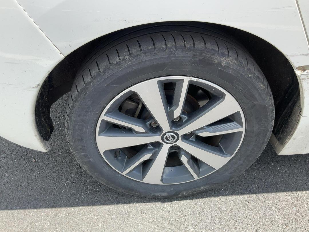 Photo '9' of Nissan Leaf