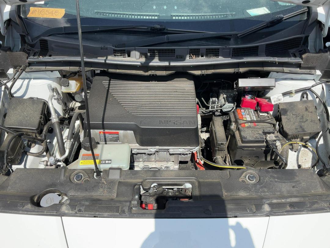 Photo '17' of Nissan Leaf