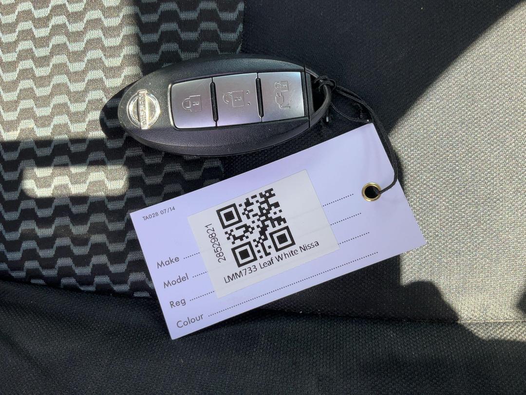 Photo '22' of Nissan Leaf