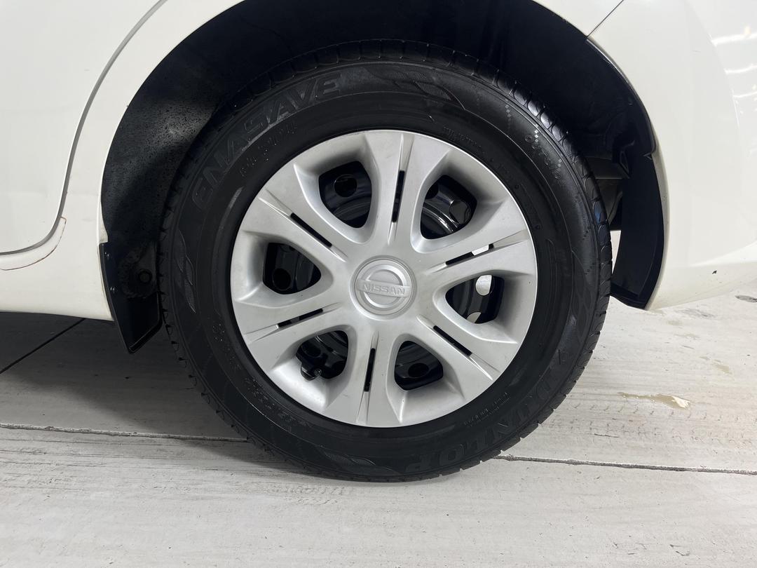 Photo '11' of Nissan Note