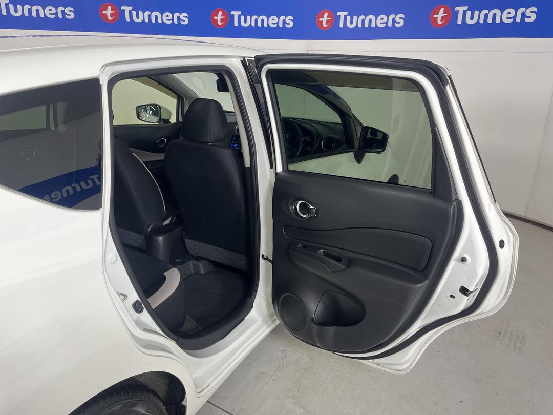 Photo '19' of Nissan Note