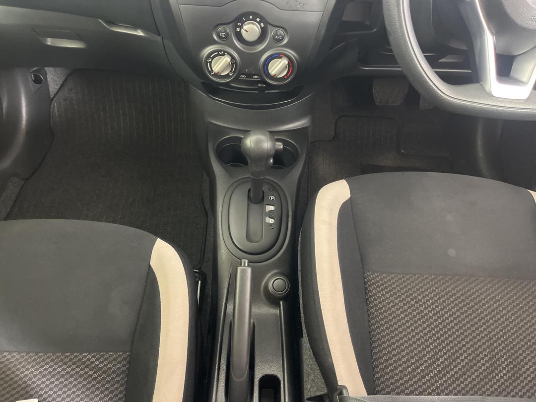 Photo '23' of Nissan Note