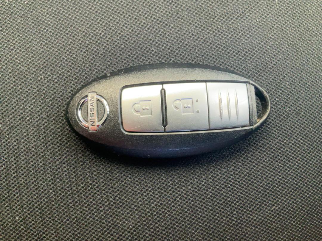 Photo '12' of Nissan Note