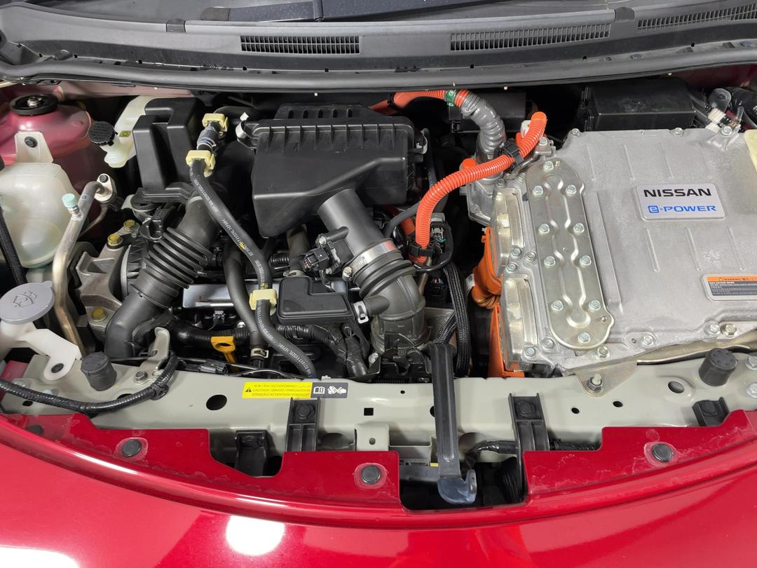 Photo '13' of Nissan Note