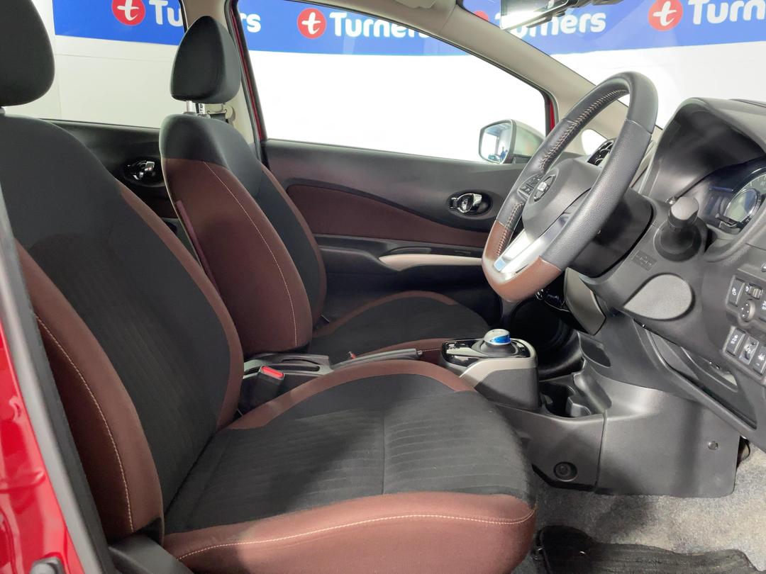 Photo '16' of Nissan Note