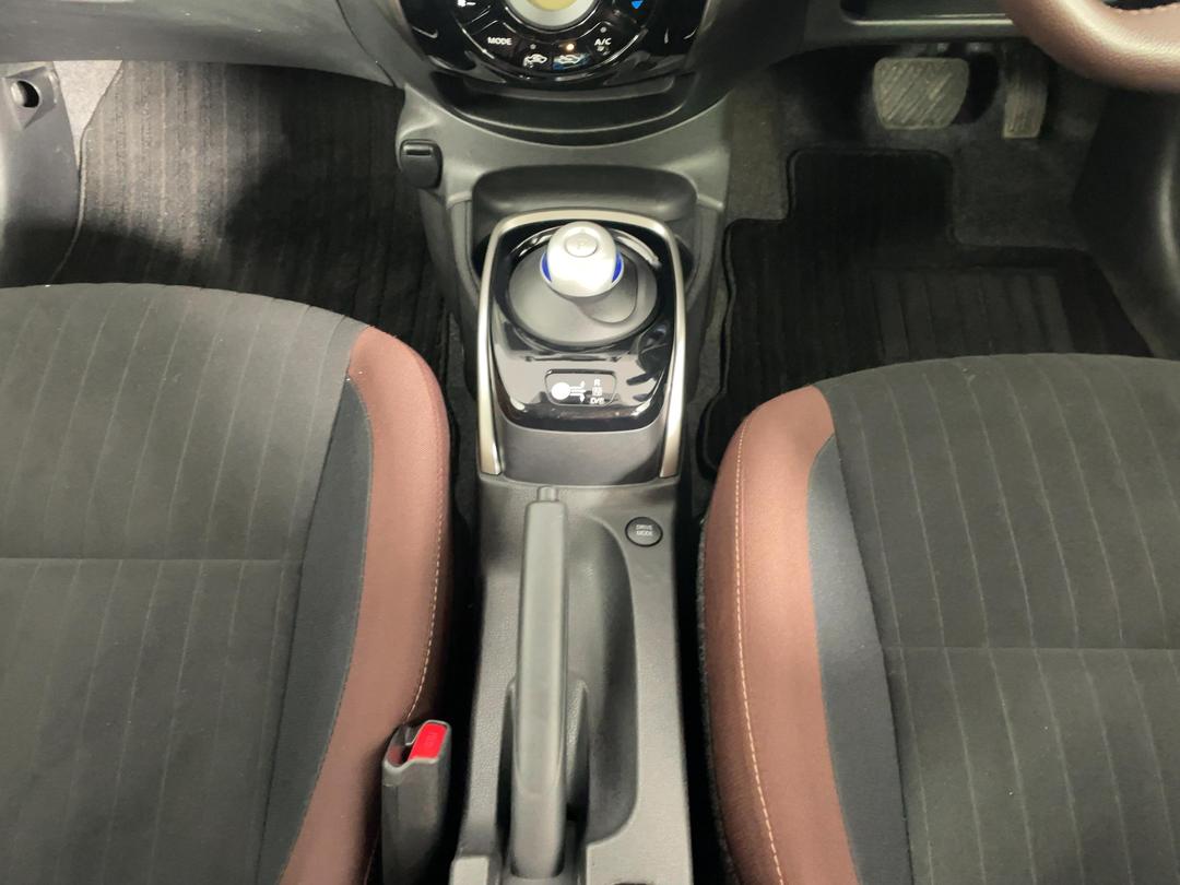 Photo '18' of Nissan Note