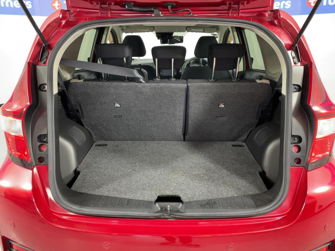 Photo '14' of Nissan Note