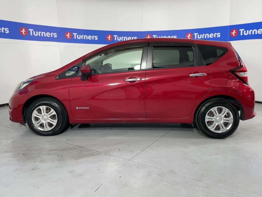 Photo '24' of Nissan Note