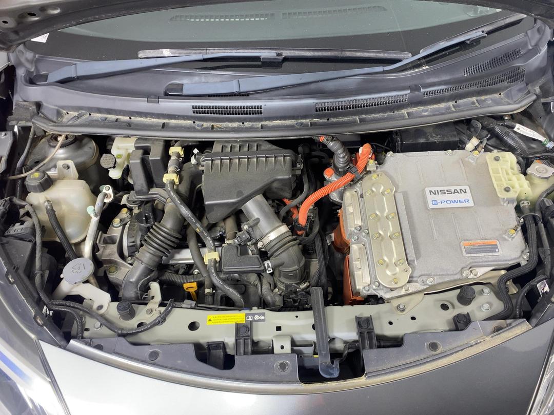 Photo '13' of Nissan Note