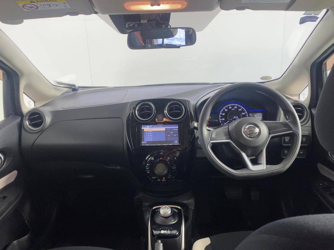 Photo '17' of Nissan Note