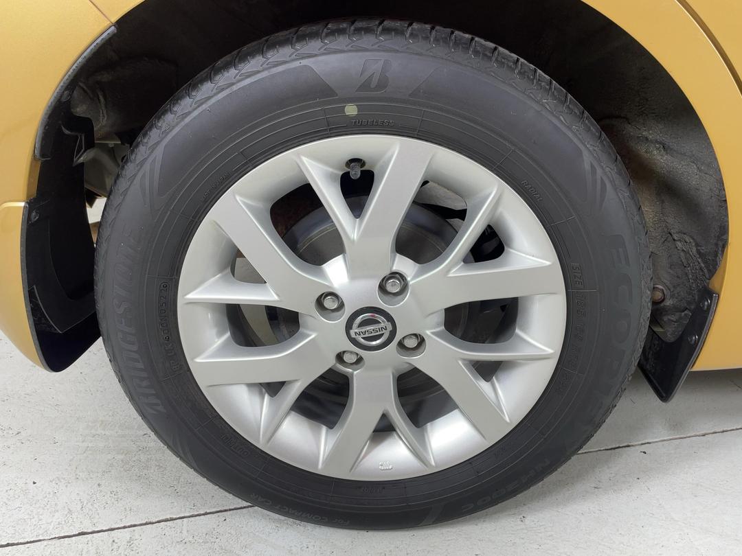 Photo '12' of Nissan Note