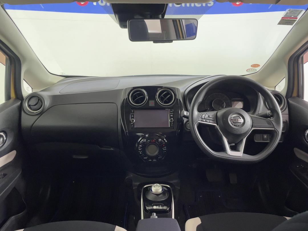 Photo '17' of Nissan Note