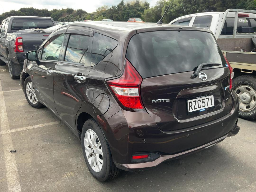 Photo '3' of Nissan Note Photo '3' of Nissan Note