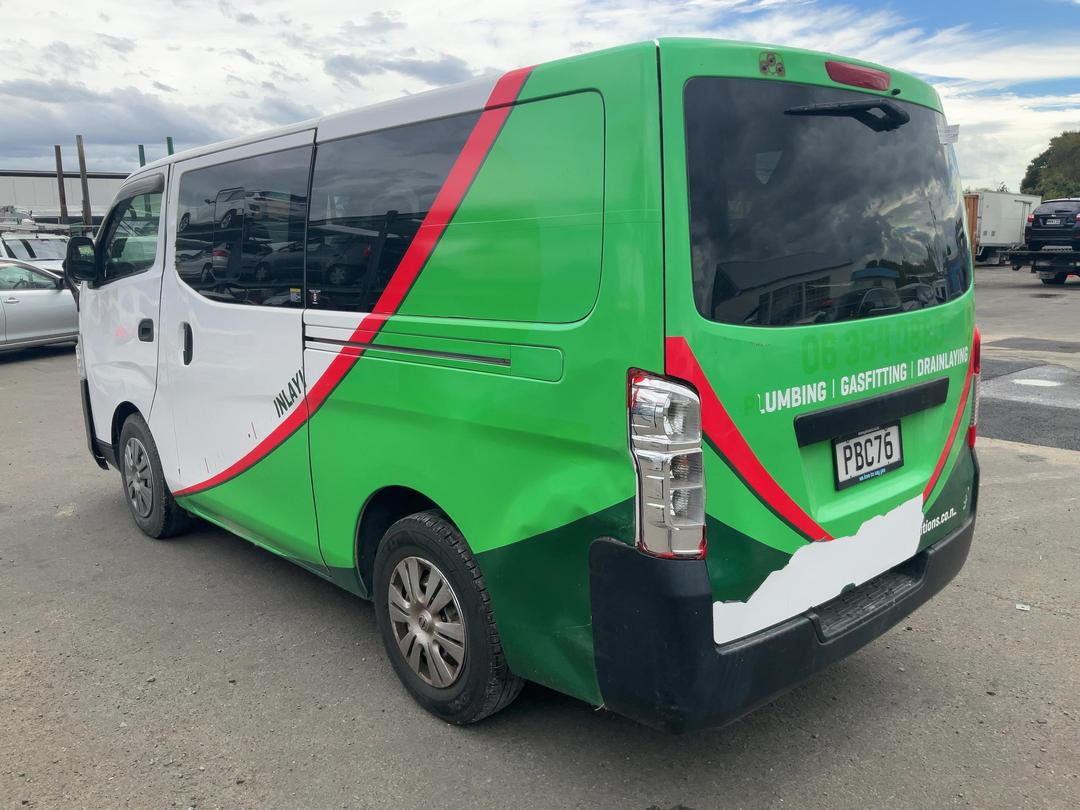 Photo '4' of Nissan NV350 Caravan