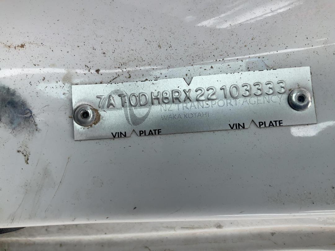 Photo '11' of Nissan NV350 Caravan