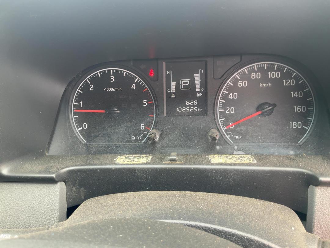 Photo '14' of Nissan NV350 Caravan