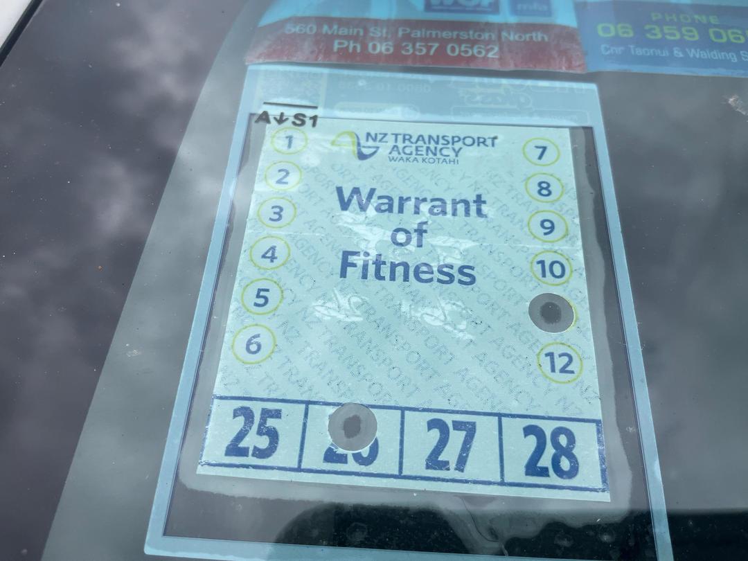 Photo '19' of Nissan NV350 Caravan