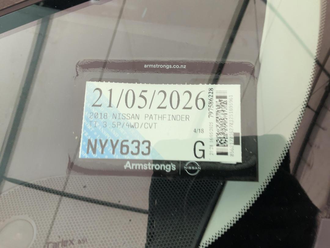 Photo '14' of Nissan Pathfinder TI