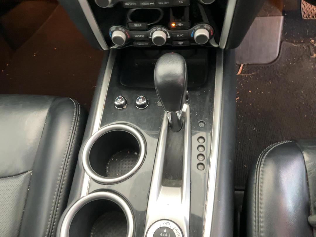 Photo '25' of Nissan Pathfinder TI