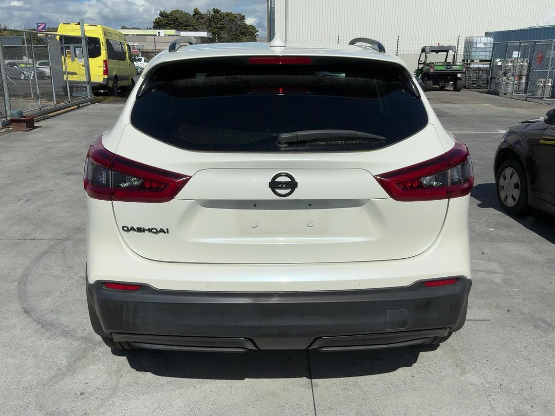 Photo '11' of Nissan Qashqai N-TEC Photo '11' of Nissan Qashqai N-TEC