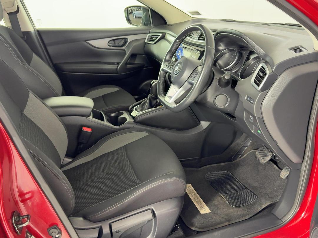 Photo '16' of Nissan Qashqai