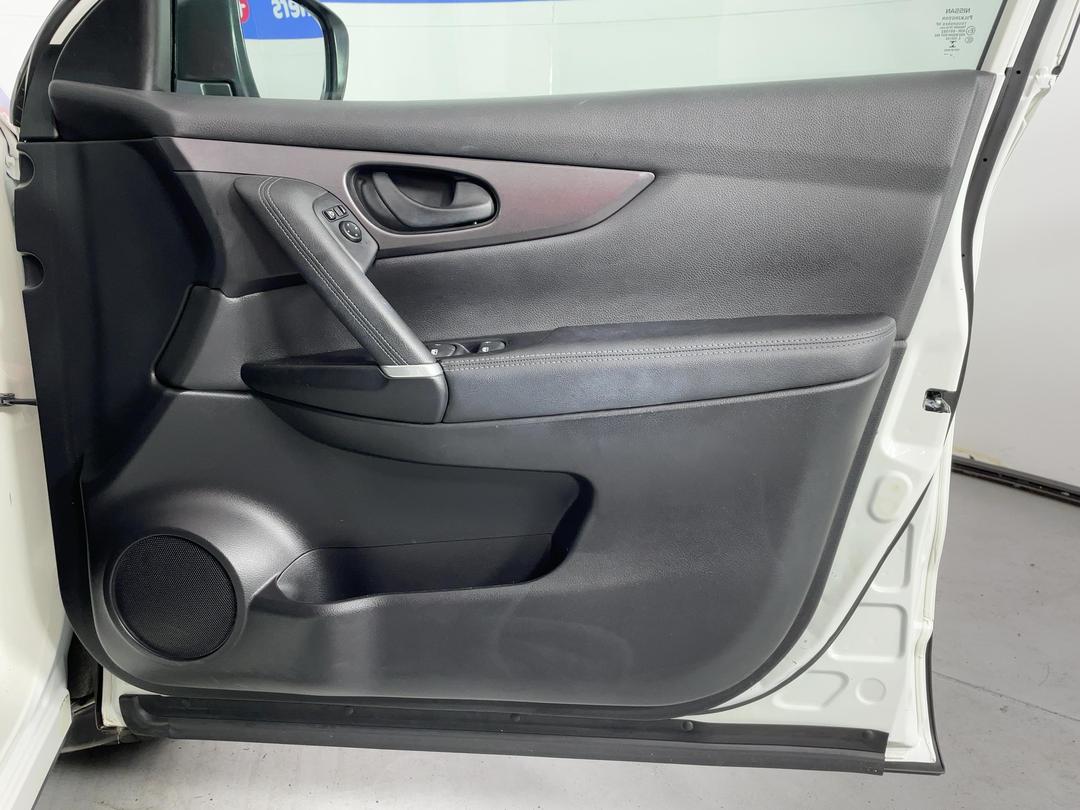 Photo '15' of Nissan Qashqai