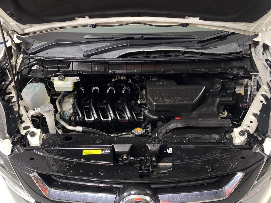 Photo '13' of Nissan Serena