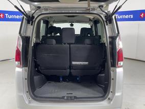Photo '14' of Nissan Serena