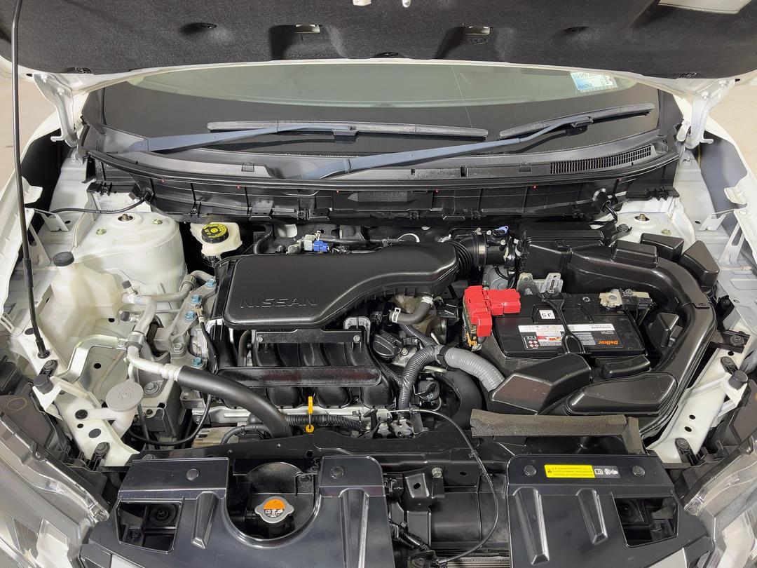Photo '13' of Nissan X-Trail