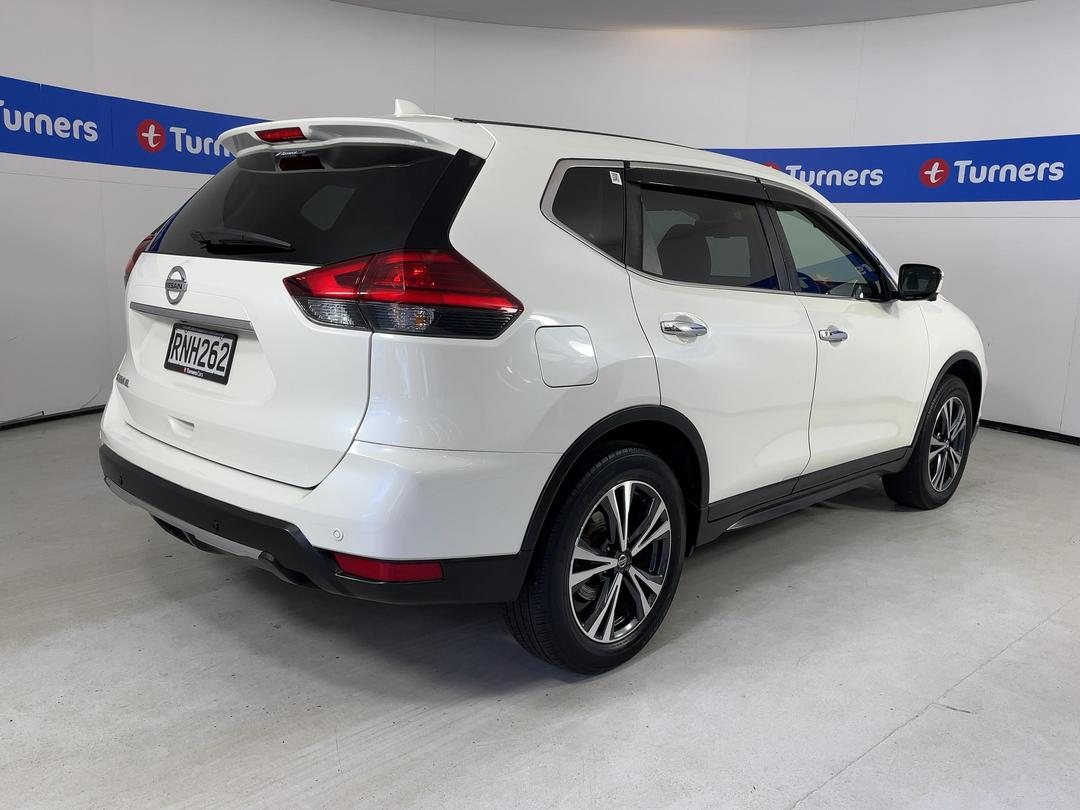 Photo '7' of Nissan X-Trail