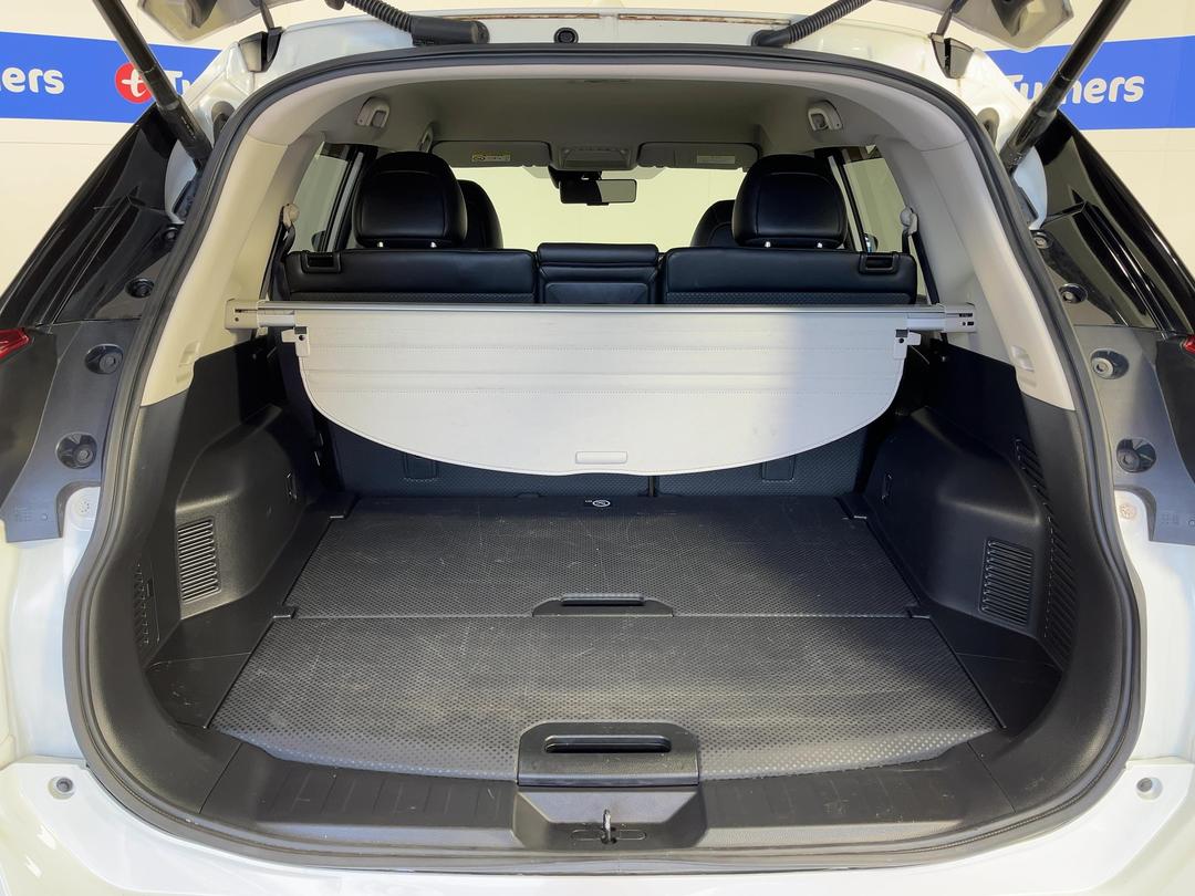 Photo '14' of Nissan X-Trail
