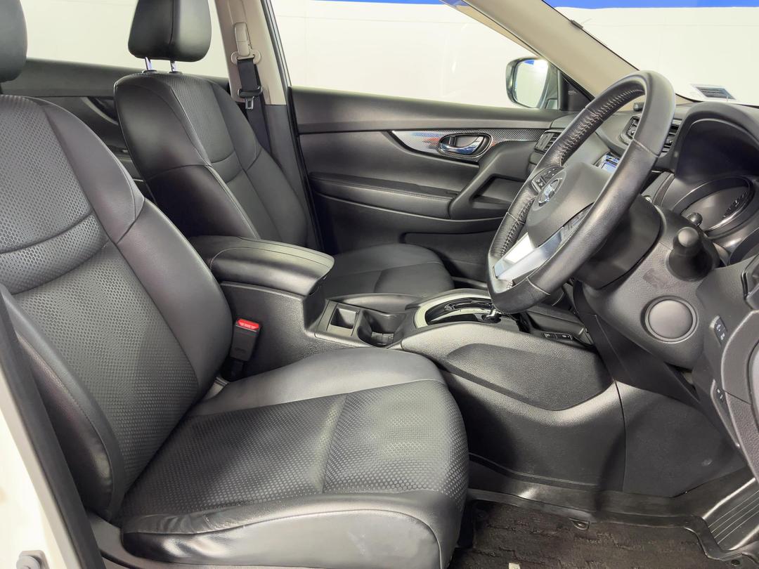 Photo '16' of Nissan X-Trail