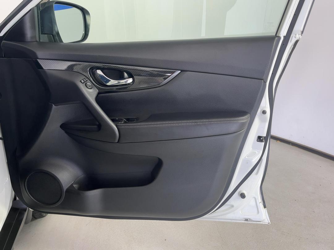 Photo '15' of Nissan X-Trail