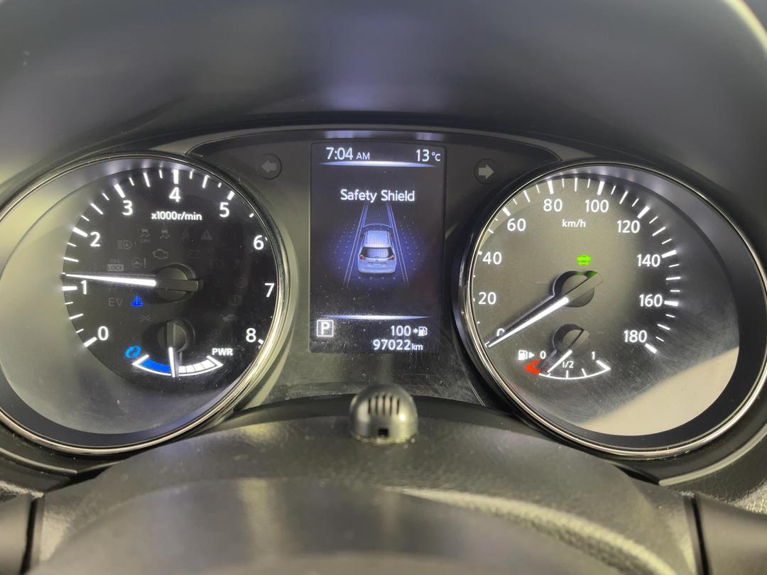 Photo '21' of Nissan X-Trail
