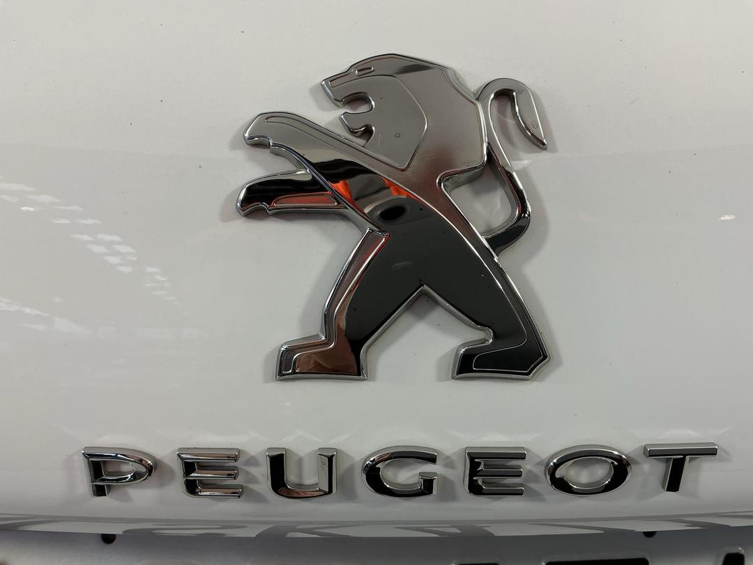 Photo '29' of Peugeot 2008