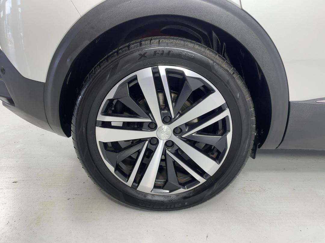 Photo '12' of Peugeot 3008