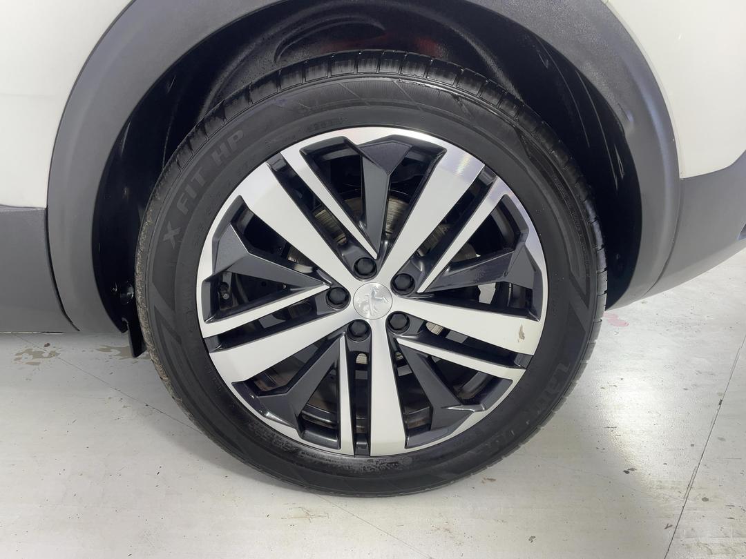 Photo '11' of Peugeot 3008