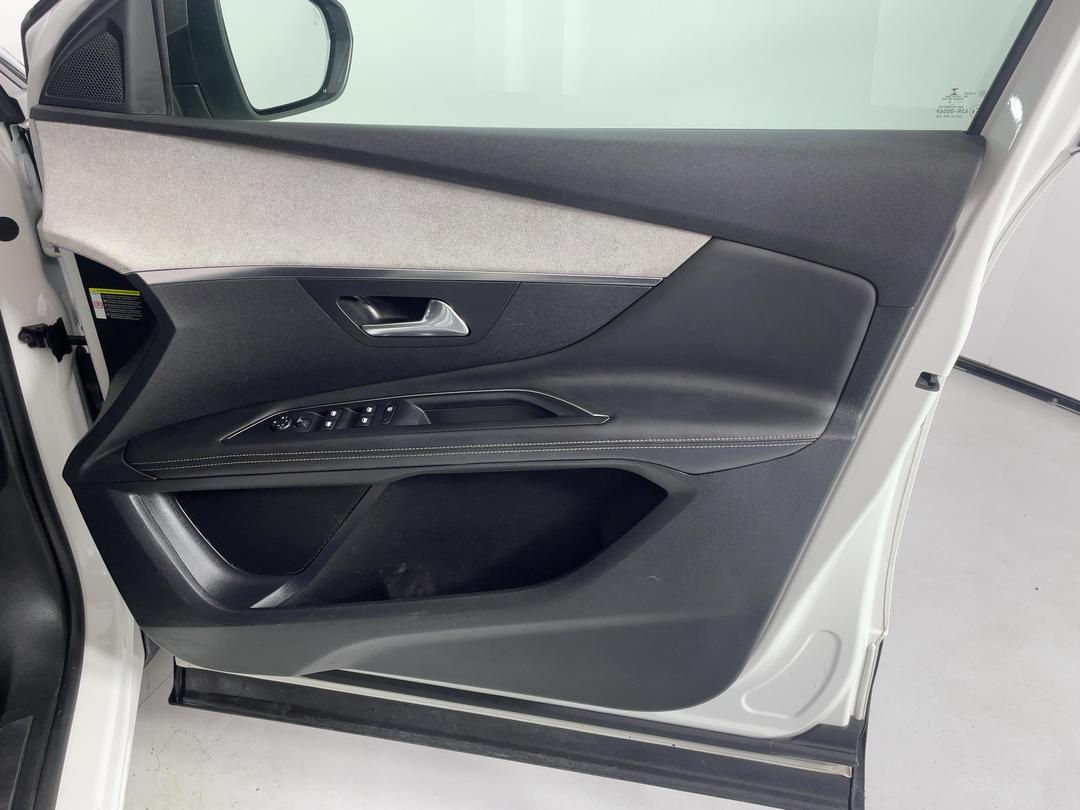 Photo '15' of Peugeot 3008