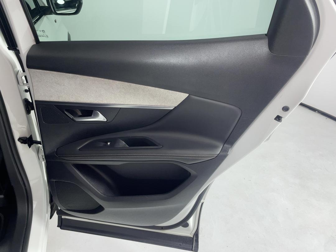 Photo '19' of Peugeot 3008