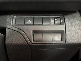 Photo '25' of Peugeot 5008