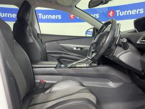 Photo '16' of Peugeot 5008