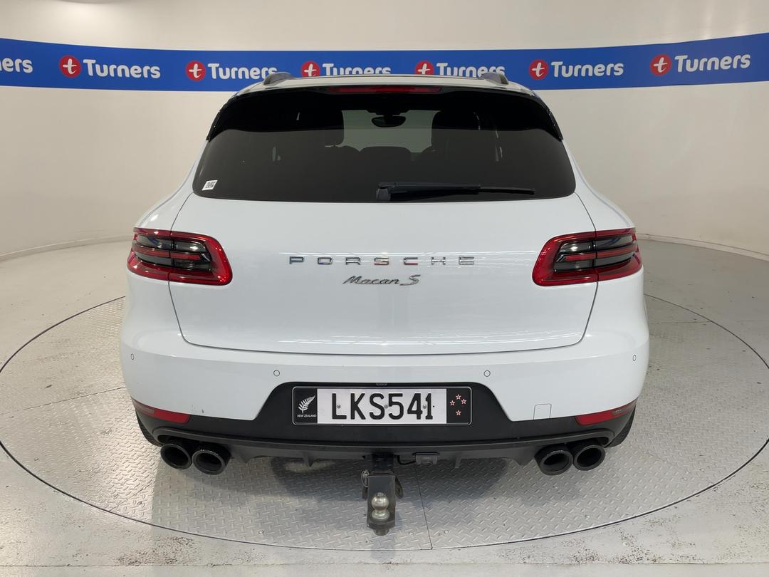 Photo '6' of Porsche Macan
