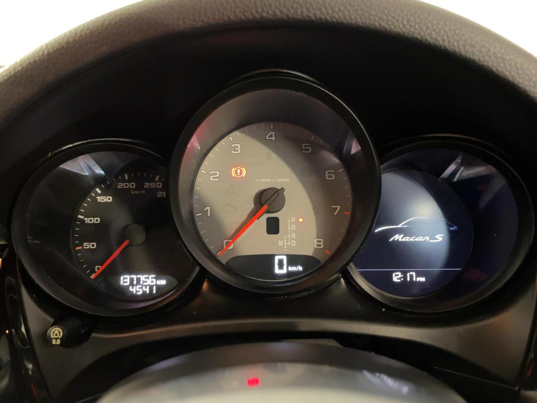 Photo '21' of Porsche Macan