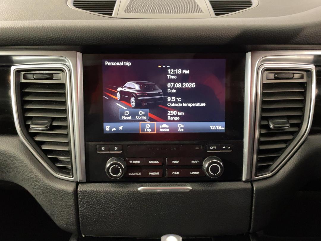 Photo '26' of Porsche Macan