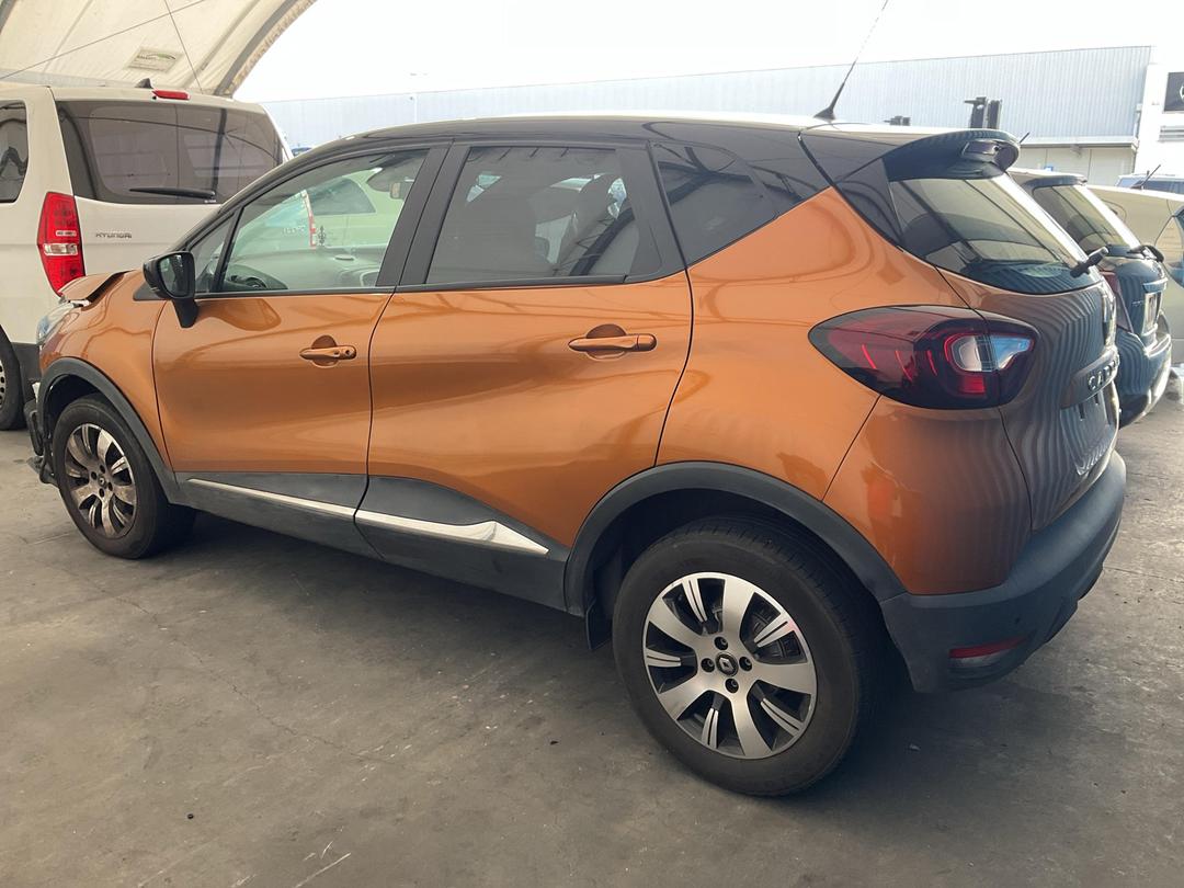 Photo '4' of Renault Captur Dynamique